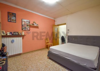 Camera / camera da letto - Casa semi indipendente Via Vittorio Emanuele secondo
 
78/B, Borgo Ticino - foto 5