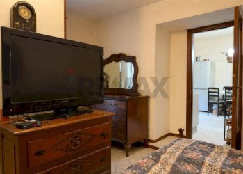 Camera / camera da letto - Casa semi indipendente Via Vittorio Emanuele secondo
 
78/B, Borgo Ticino - foto 10