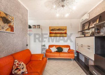 Soggiorno - Attico Piazza E. Montale
 
2, Gorla Minore - foto 6