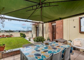 Terrazza - Attico Piazza E. Montale
 
2, Gorla Minore - foto 21