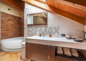 Bagno - Attico Piazza E. Montale
 
2, Gorla Minore - foto 34