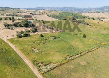 Vista delle montagne - Terreno edificabile C.da Albarcara
sn, Ragusa - foto 9