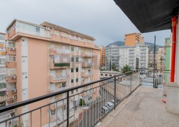 Balcone - Appartamento Via Generale Alberico Albricci
 
28, Palermo - foto 6