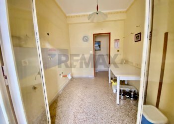 Hall / corridoio - Quadrilocale Viale Caltagirone
 
4, Palermo - foto 15