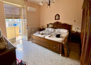 Camera / camera da letto - Quadrilocale Viale Caltagirone
 
4, Palermo - foto 23