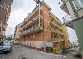 Edificio all\'aperto - Appartamento Via Sinibaldo Baroncini
 
38, Chieti - foto 18
