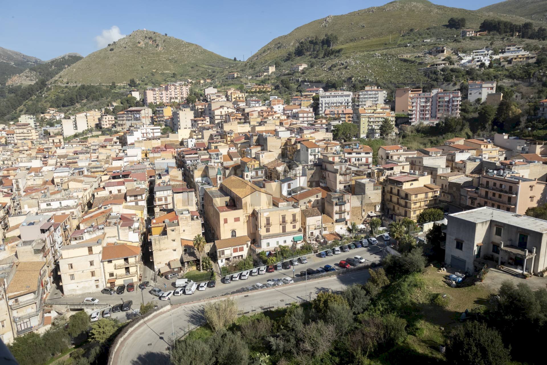 Vista delle montagne - Appartamento via Castrenze Di Bella
 
188, Montelepre - foto 1