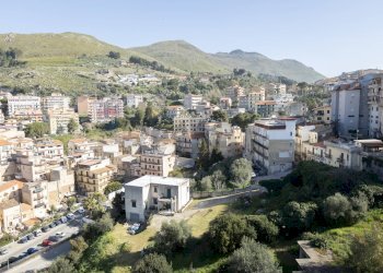 Edificio all\'aperto - Appartamento via Castrenze Di Bella
 
188, Montelepre - foto 2