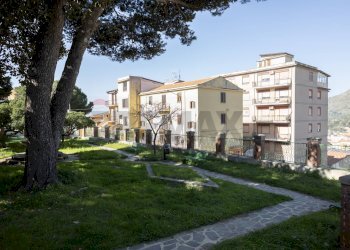 Edificio all\'aperto - Appartamento via Castrenze Di Bella
 
188, Montelepre - foto 5