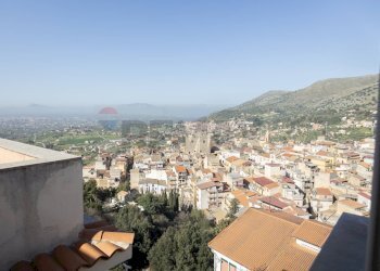 Edificio all\'aperto - Appartamento via Castrenze Di Bella
 
188, Montelepre - foto 28