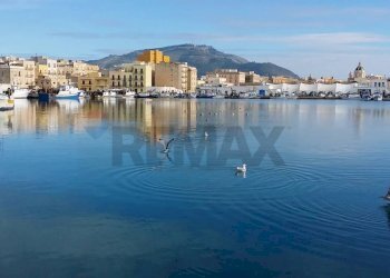 Vista dell\'acqua - Bilocale Via Baracche
 
21, Trapani - foto 23