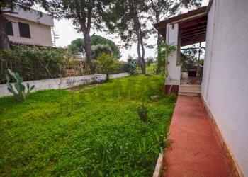 Giardino - Casa semi indipendente Viale Discesa del Monte
 
7, Conversano - foto 4