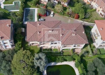 Foto 22 - Three-room apartment Leopardi
 
7, Toscolano-Maderno - photo 22