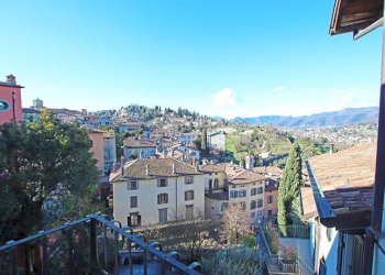 Balcone - Trilocale piazza mercato del fieno, Bergamo - foto 4