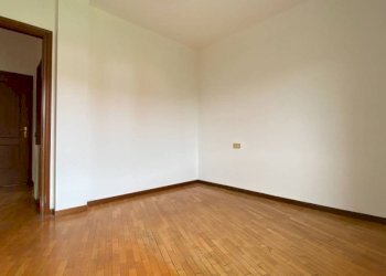 Camera da letto - Villa via Alessandro Manzoni, Besnate - foto 18