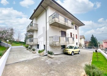 Facciata - Appartamento via Alberti da Ferrara, 2, Talamello - foto 35