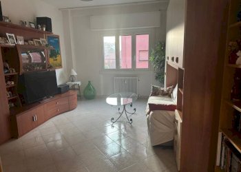 Camera da letto - Bilocale via Walter Tobagi, 13, Milano (zona Barona) - foto 1