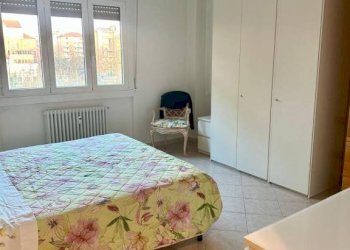 Camera da letto - Bilocale via Walter Tobagi, 13, Milano (zona Barona) - foto 17