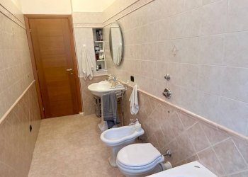 Bagno - Bilocale via Walter Tobagi, 13, Milano (zona Barona) - foto 20