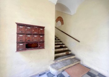 Interno palazzo - Four-room apartment via Real Collegio, 35, Moncalieri - photo 3