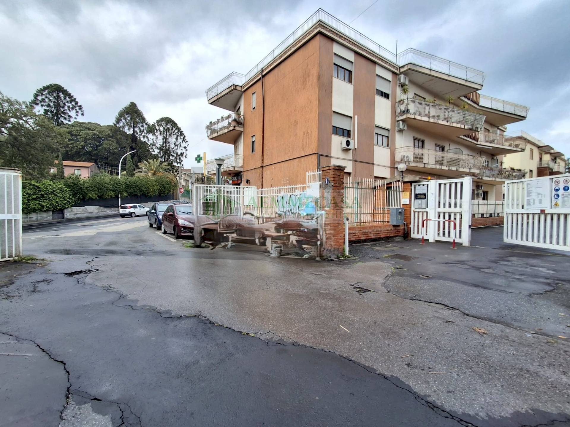 Foto 2 - Box Via Luigi Sturzo
 
1, Sant'Agata Li Battiati - foto 1