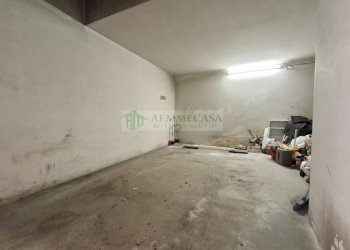 Foto 10 - Box Via Luigi Sturzo
 
1, Sant'Agata Li Battiati - foto 9