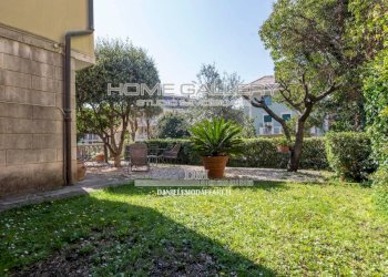 Giardino - Appartamento via Siena, 5, Genova (zona Albaro) - foto 1