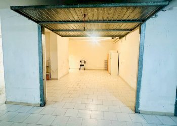 Foto 1 - Box Via Sant'Agostino
 
5, Alghero - photo 1