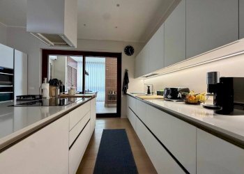 Angolo cottura - Bilocale via Cariati, Roma - foto 19