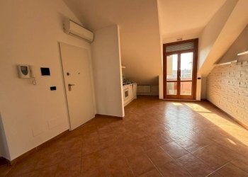 Cucina - Attic corso Orbassano, 215, Torino (neighborhood Santa Rita) - photo 2