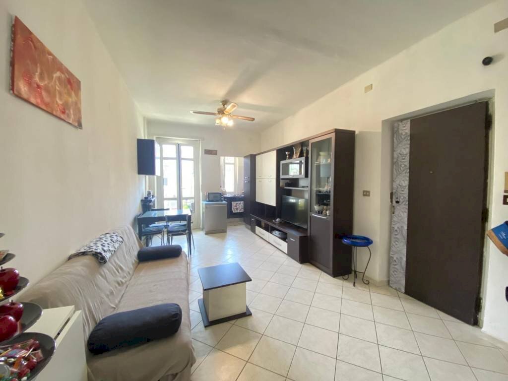 Salone - Bilocale via Gaspare Vera e Libera Arduino, 37, Torino (zona Lingotto) - foto 1