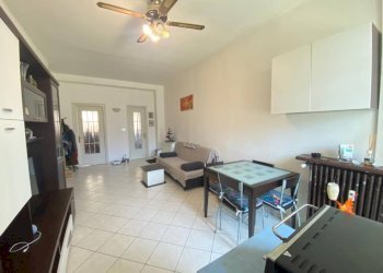 Salone - Bilocale via Gaspare Vera e Libera Arduino, 37, Torino (zona Lingotto) - foto 3