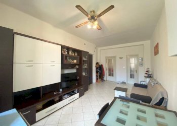 Salone - Bilocale via Gaspare Vera e Libera Arduino, 37, Torino (zona Lingotto) - foto 4