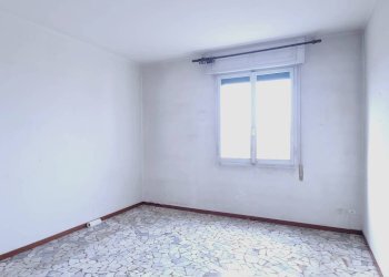 Camera da letto - Four-room apartment Bologna (neighborhood Marconi) - photo 7