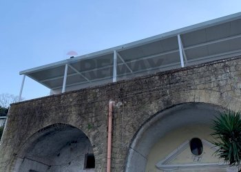 Edificio all\'aperto - Quadrilocale via Torregaveta
 
87, Bacoli - foto 2