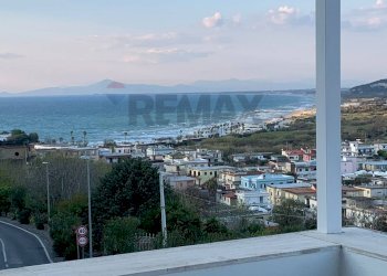 Balcone - Quadrilocale via Torregaveta
 
87, Bacoli - foto 7