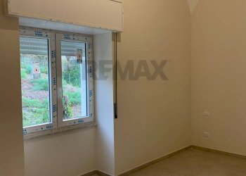 Stanza vuota - Quadrilocale via Torregaveta
 
87, Bacoli - foto 28