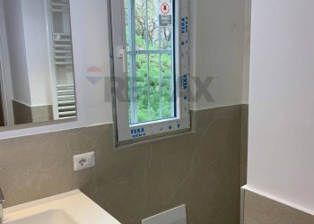 Bagno - Quadrilocale via Torregaveta
 
87, Bacoli - foto 33