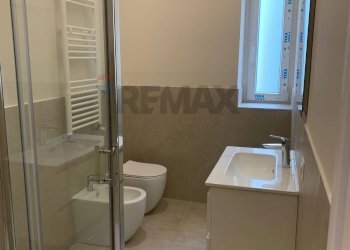 Bagno - Quadrilocale via Torregaveta
 
87, Bacoli - foto 34