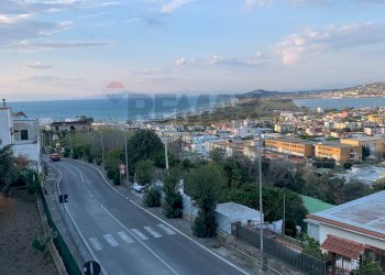 Edificio all\'aperto - Quadrilocale via Torregaveta
 
87, Bacoli - foto 35