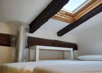 Camera da letto - Bilocale piazza Ulisse Aldrovandi, Bologna (zona Centro Storico) - foto 4