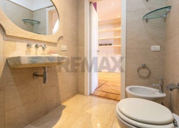 Bagno - Four-room apartment Via Carlo Farini
34, Milano - photo 11