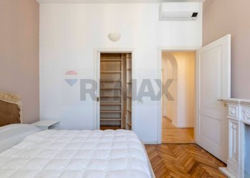 Camera / camera da letto - Four-room apartment Via Carlo Farini
34, Milano - photo 20