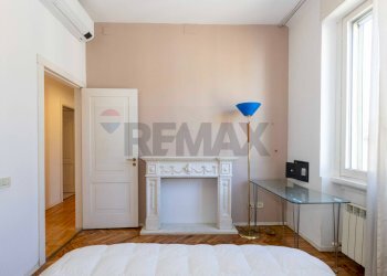 Camera / camera da letto - Four-room apartment Via Carlo Farini
34, Milano - photo 22