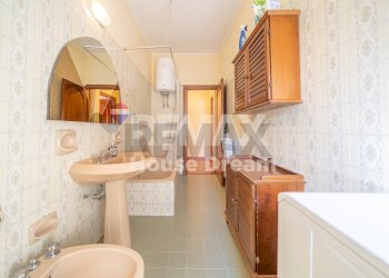 Bagno - Trilocale Via Ponzio Cominio
11, Roma - foto 9