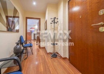Hall / corridoio - Trilocale Via Ponzio Cominio
11, Roma - foto 40