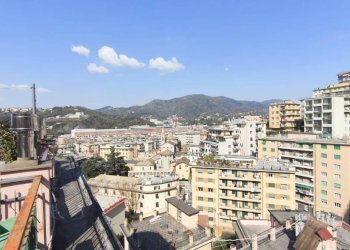 Vista - Trilocale viale Michelangelo Buonarroti, Genova (zona Sampierdarena) - foto 23