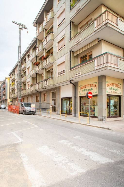 Facciata - Trilocale via Luigi Negrelli, 19, Cuneo (zona Centro) - foto 2