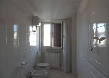 Bagno - Four-room apartment via Roma, 69, Montelibretti - photo 17