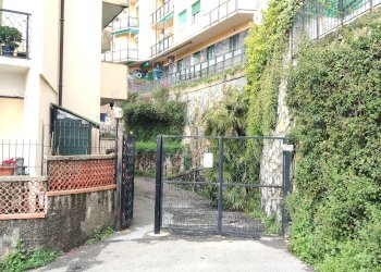 2 accesso contesto privato - Two-room apartment via G. Mendozza, Genova (neighborhood Quinto) - photo 2